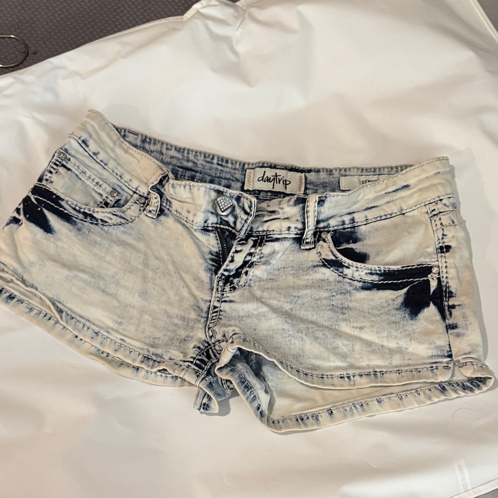 Daytrip Women's Black and White Jean Shorts